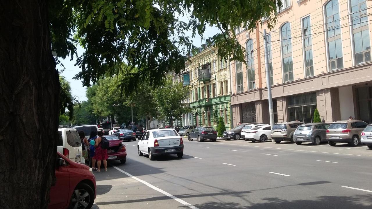 Apartment On Velyka Arnauts'Ka Str Oděsa Exteriér fotografie